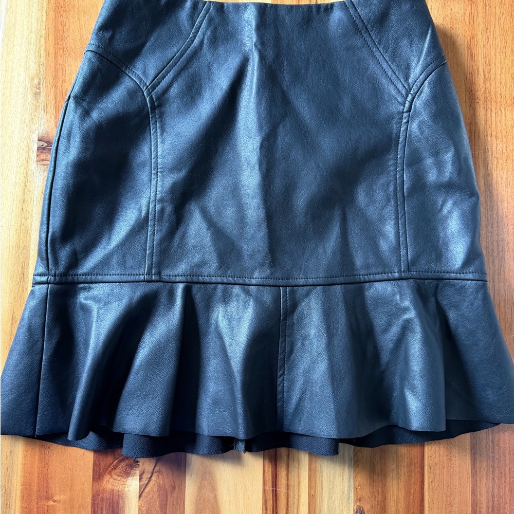 BCBGMaxAzria Black Ruffled Mini Skirt
